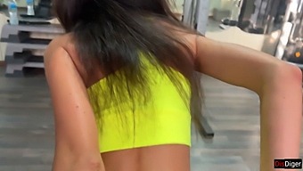 Katty'S Gym Session Turns Into A Steamy Workout With Her Trainer